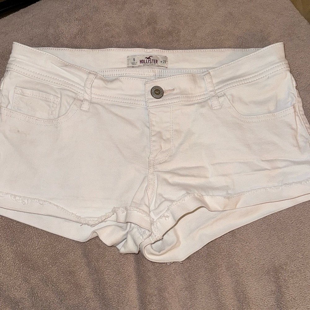 Hollister white denim jean shorts size 9/29